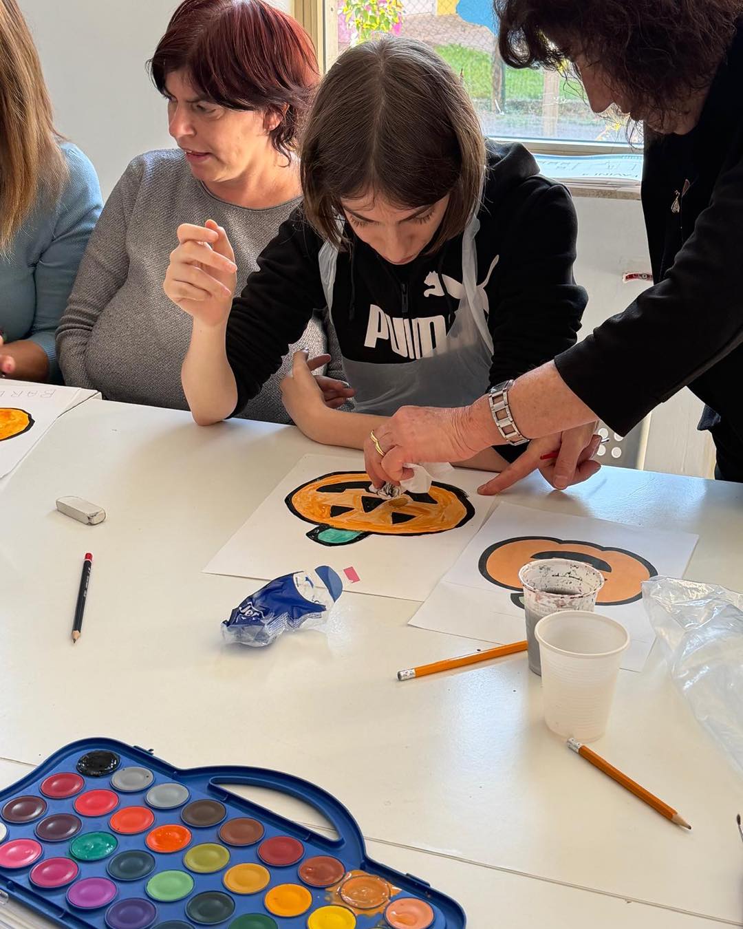Attività artistica al centro diurno Help Handicap